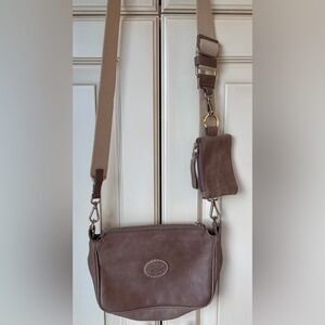 Roots Brown Leather Crossbody Bag. Like new condition * one flaw please read